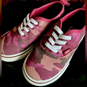 Vans slip on (lace) camo sneakers